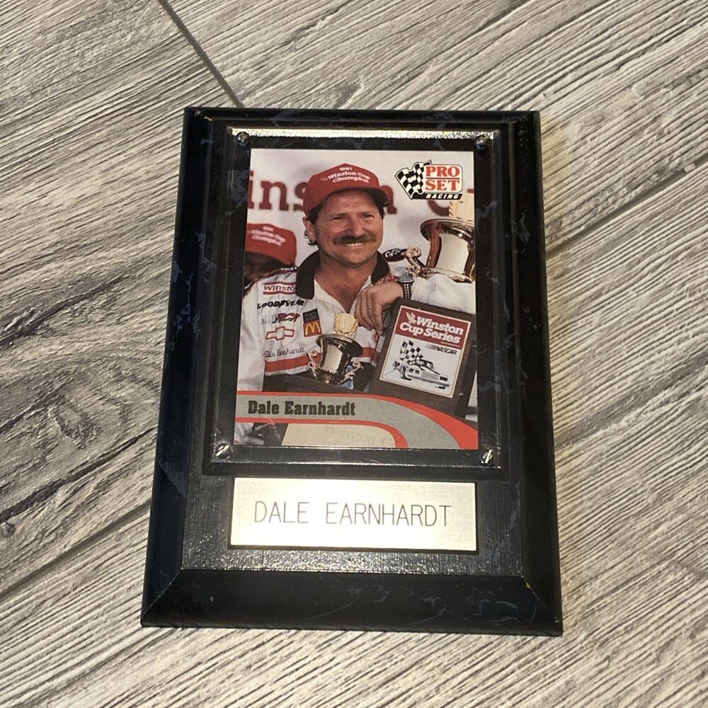Dale Earnhardt 1992 Pro Set Racing #1 HOF WINSTON CUP NASCAR Card & Frame